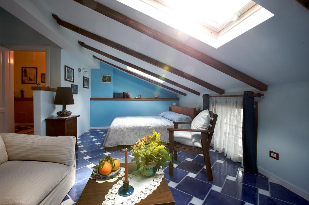 La Casa Di Donn'Amelia Bed & Breakfast Molina  Cameră foto